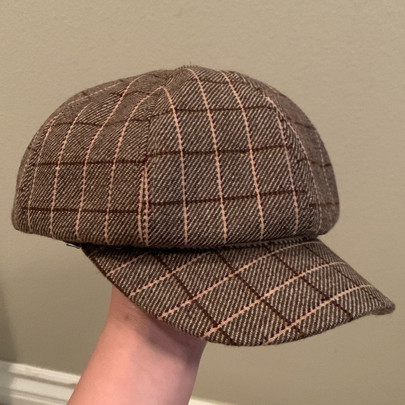Plaid pattern hat - Picture 1 of 2